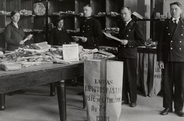 99-ąjį gimtadienį pažymintis Lietuvos pašto prisimena įdomiausius savo istorijos faktus