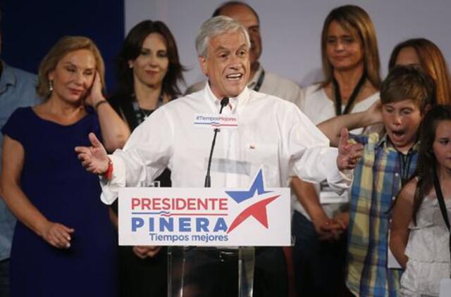 Antrajame Čilės prezidento rinkimų ture susirungs Sebastianas Pinjera ir Alechandras Giljeras