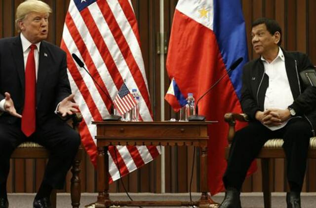 Donaldas Trampas teigia, kad jį su Filipinų prezidentu sieja puikūs santykiai