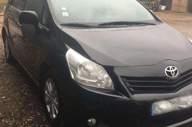 Klaipėdietis neteko automobilio „Toyota Verso“