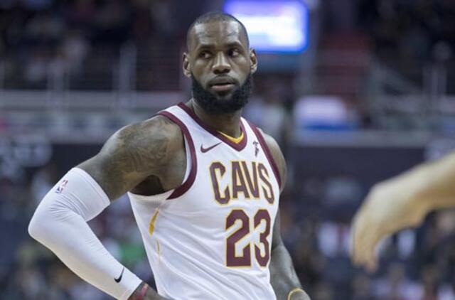 Lebronas Džeimsas NBA rungtynėse pelnė 57 taškus