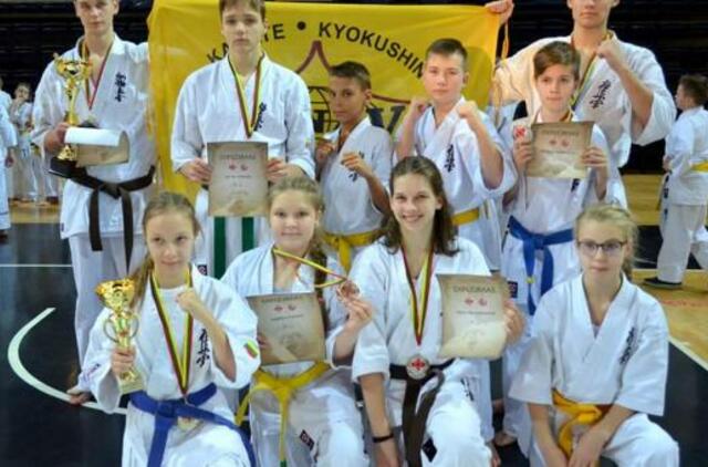 Lietuvos moksleivių kyokushin karate taurės varžybose - "Okinavos" sėkmė