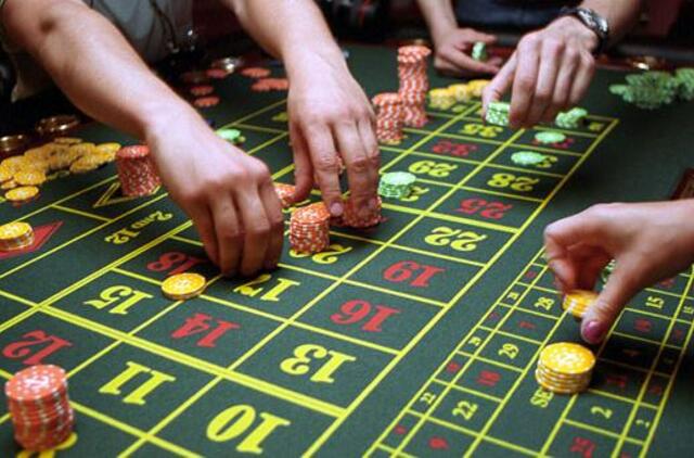 Seimas sugriežtino azartinių lošimų organizatorių veiklos kontrolę