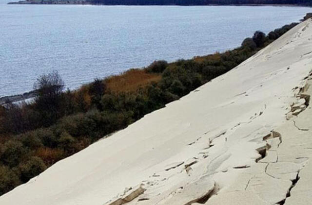 Sklandytojų kopai – grėsmė nugriūti