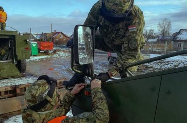 Į Lietuvą atvyko Kroatijos kariai ir karinė technika