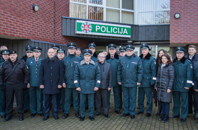 Neringa: atnaujintame pastate posėdžiauja pareigūnai