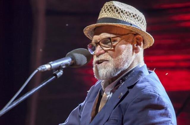 Vladas Bagdonas: “Būna, norisi paprovokuoti, nuimti nuo savęs tą meduolio skonį”