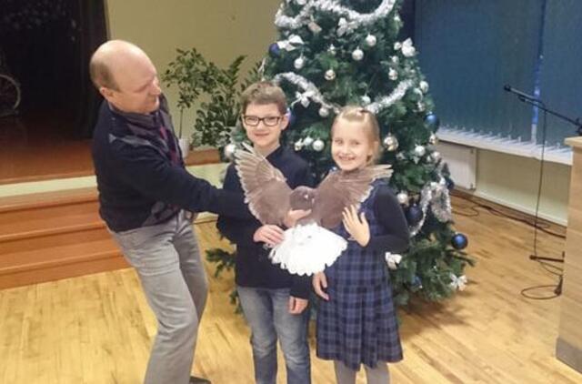 Balandžiai kvietė vaikus piešti taiką