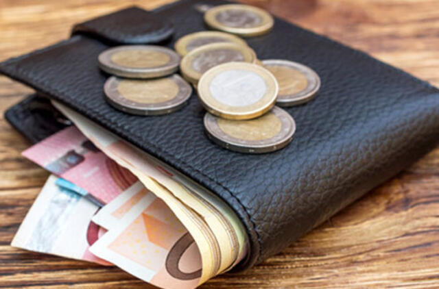 Globos namų auklėtiniai pavogė pinigus