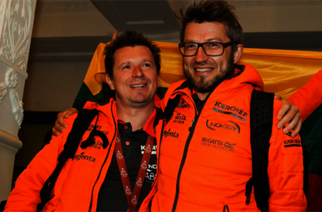 Į Lietuvą grįžo pirmasis šių Dakaro ralio lenktynininkas Antanas Juknevičius ir šturmanas Darius Vaičiulis