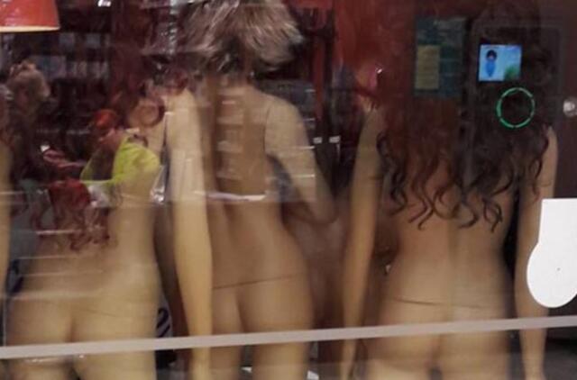 Klaipėdoje ilgapirščiai nukniaukė du manekenus