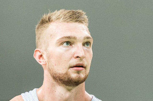 „Pacers“ su Domantu Saboniu pralaimėjo Portlande