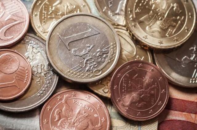 Statistikos departamentas teigia, kad įvedus eurą prekės ir paslaugos pabrango 5,6 proc.