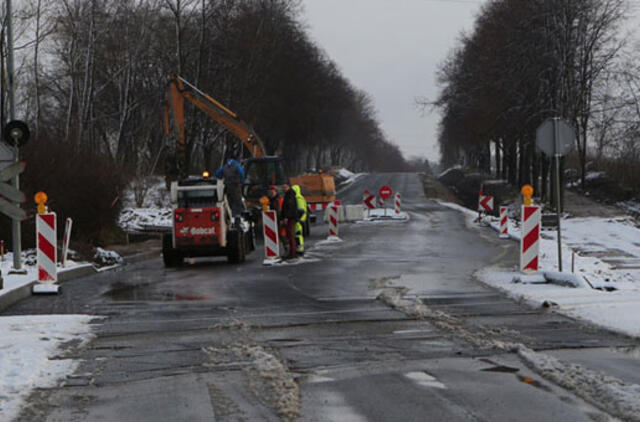 Tilžės gatvėje eismas dar stos