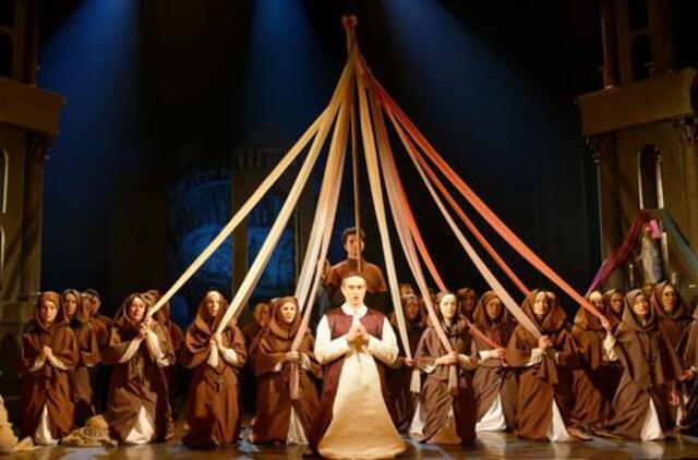 Kauno valstybinis muzikinio teatro dovana - nacionalinė opera jubiliejiniams Lietuvos metams
