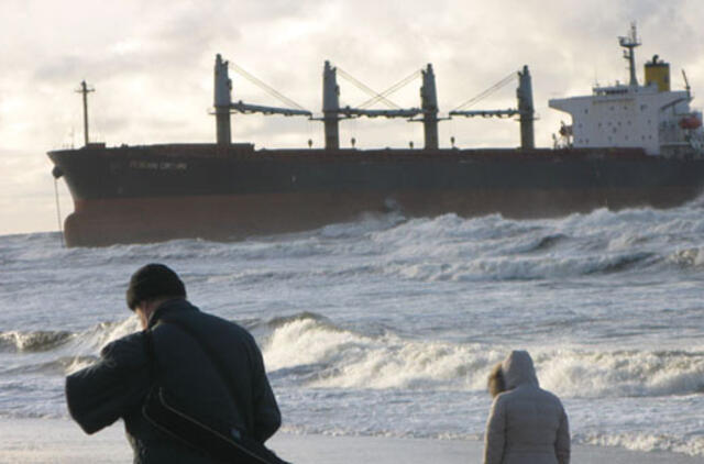 „Ocean Crown“: grėsmė pajūriui ar tik smagus reginys?