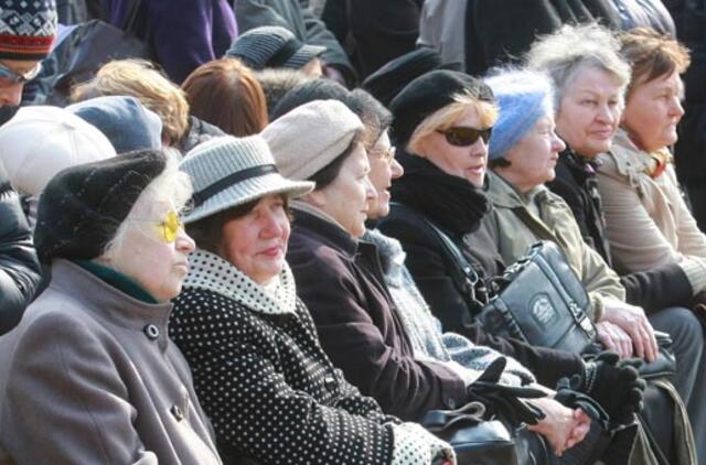 Senstanti Lietuva: kas išlaikys pensininkus ateityje?