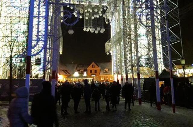 Surengtas išankstinis "Šimtmečio vartų" pasirodymas