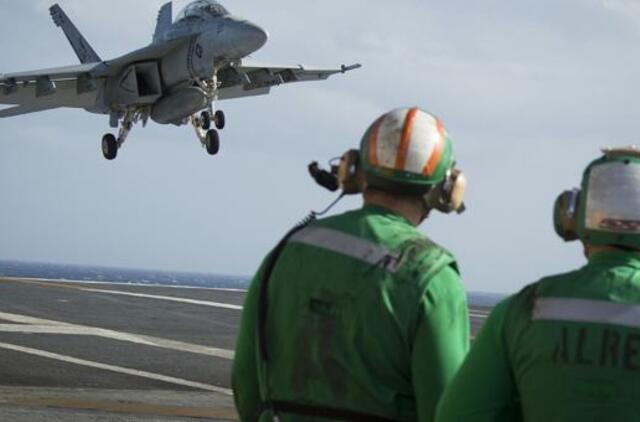 Floridoje sudužus JAV naikintuvui žuvo abu pilotai