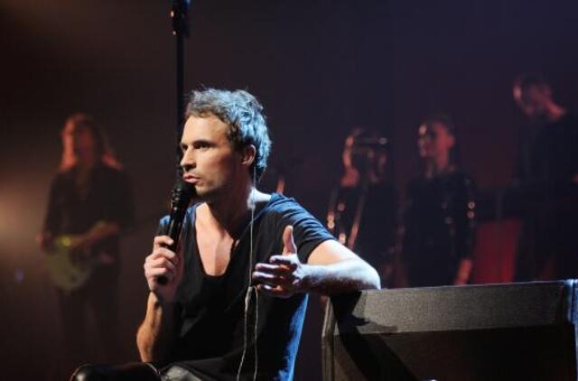 Mantas pristato  naują dainą  „Vienam pasaulyje“ ir stilingą jos vaizdo versiją