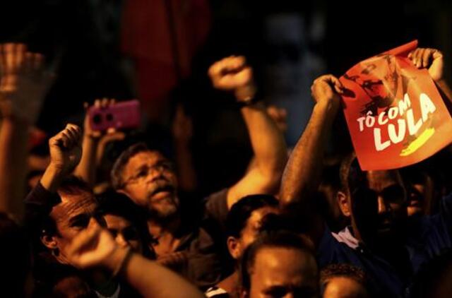 Brazilijos teismas išdavė eksprezidento arešto orderį