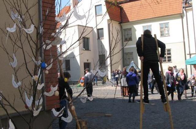 Linksmos mažosios Velykėlės - su dilgėlių duona