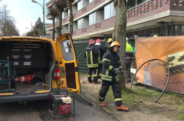 Palangoje statybininkai prakirto dujų vamzdį