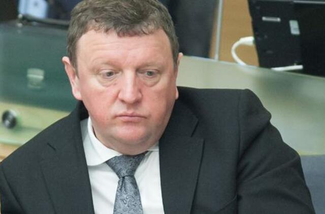 Ramūnas Karbauskis ragina Vitalijų Gailių trauktis iš Seimo Antikorupcijos pirmininko pareigų