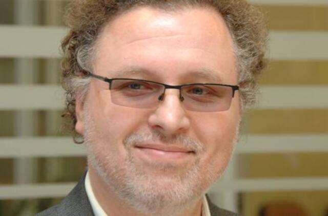 Svarstys Almanto Mureikos elgesį