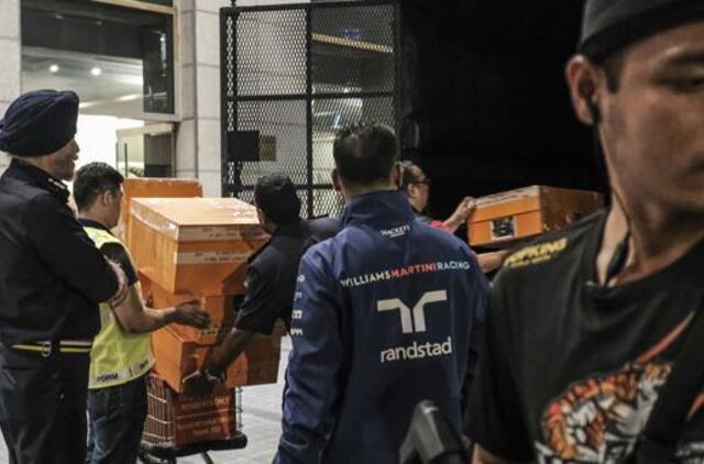 Buvusio Malaizijos premjero butuose rasta daugiau kaip 280 dėžių su grynaisiais pinigais ir brangenybėmis