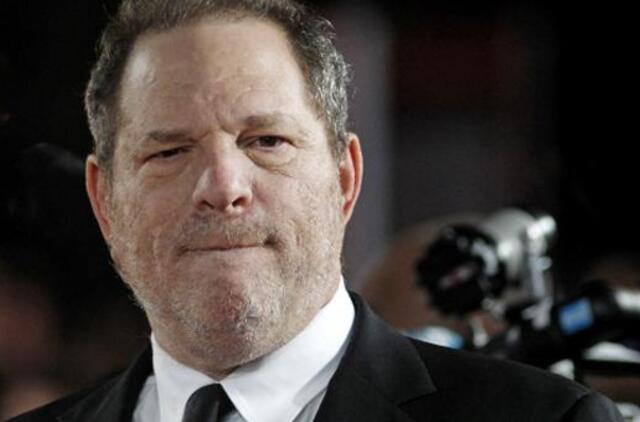 Harvey'is Weinsteinas ketina pasiduoti policijai