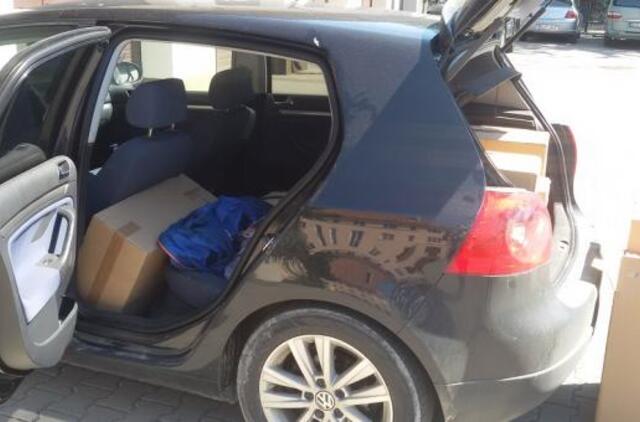 Klaipėdos rajone krovė kontrabandinius rūkalus