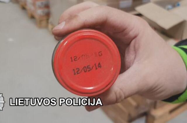 Įkliuvo pasenusį maistą tiekusi įmonė