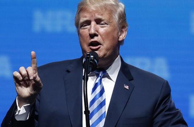 Pasisakydamas už amerikiečių teisę į šaunamuosius ginklus, Donaldas Trumpas paminėjo nusikalstamumą Londone