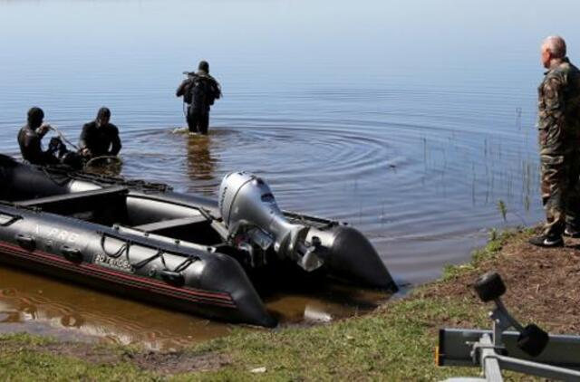 Rėkyvos ežere ieškoma tarpukario lėktuvo