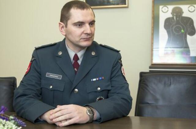 Užpulti patruliai ginklų neišsitraukė