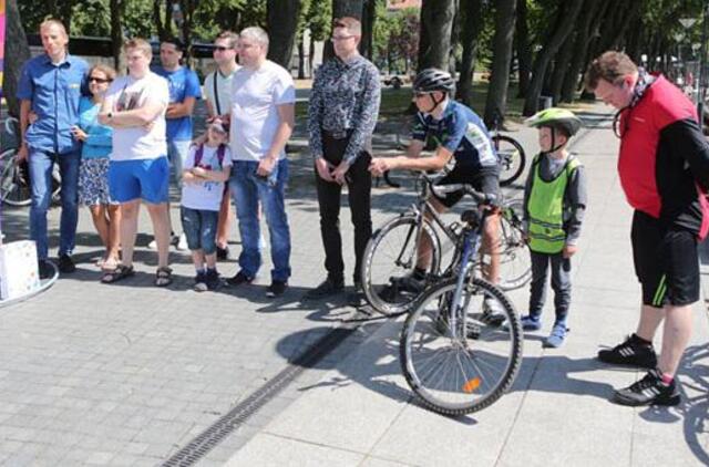 Apdovanoti dviratininkai, įveikę daugiausia kilometrų