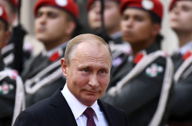 Vladimiras Putinas: Vakarų sankcijos Rusijai - kenksmingos visiems