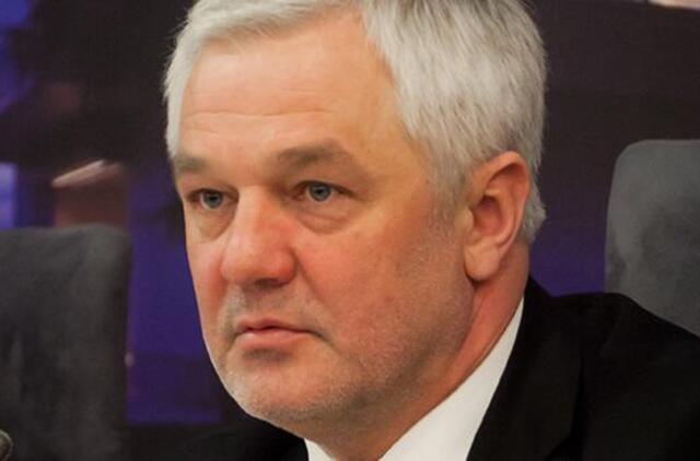Buvęs Seimo narys Vitas Matuzas ir jo žmona nuteisti lygtinai ir turės sumokėti beveik 10 tūkst. eurų baudą