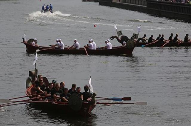 Danės upėje siautėja „drakonai“