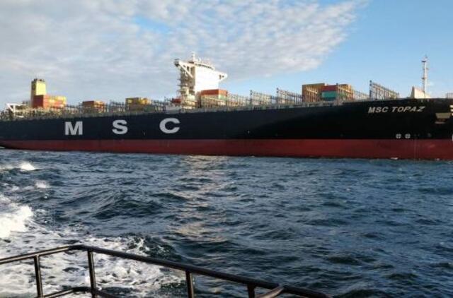 Klaipėdoje - didžiausias uosto istorijoje laivas