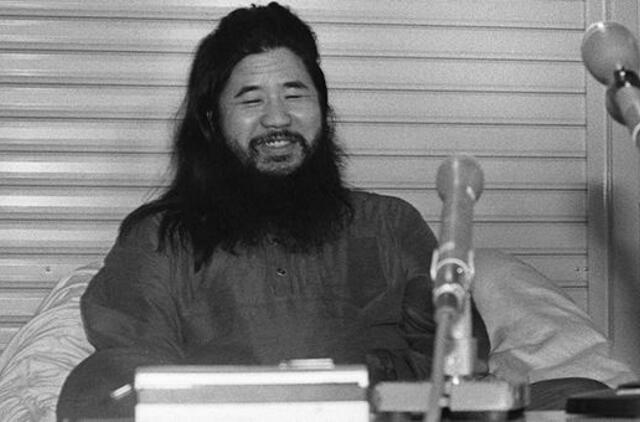 Japonijoje mirties bausmė įvykdyta „Aum Shinrikyo“ kulto lyderiui
