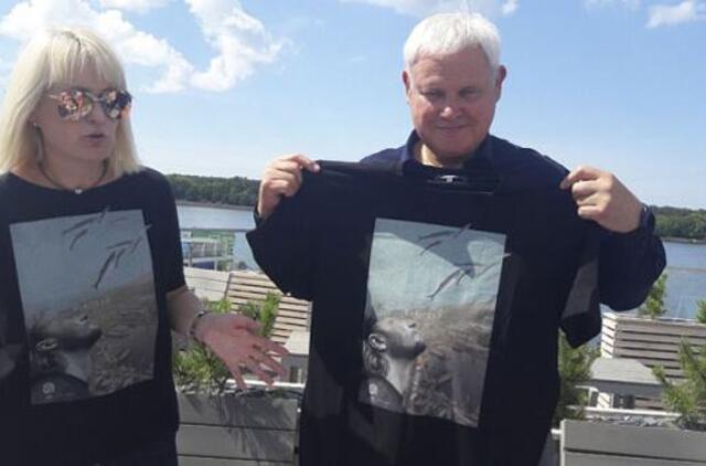 Jūros šventėje – žymios dizainerės kurta atributika