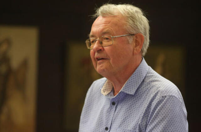 Senuosius laikraščius išsaugojusi knyga