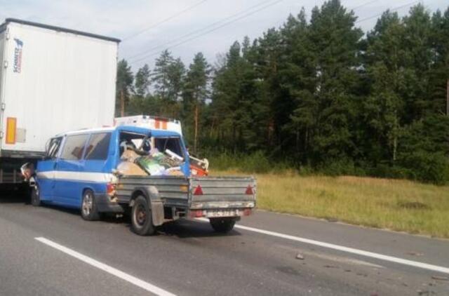 Kelyje Kaunas-Klaipėda – dvi avarijos, susidarė spūstys