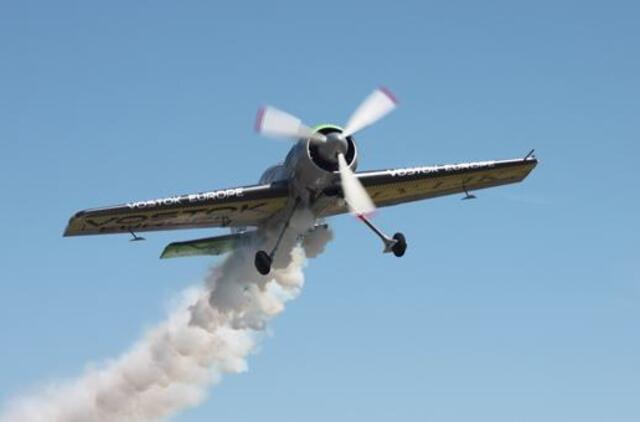 Rolandas Paksas su pilotais raižys Lietuvos padangę