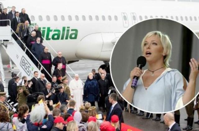 Pamačiusi popiežių sutikusią mergaitę „Laisvės“ atlikėja Eurika Masytė feisbuke nerinko žodžių