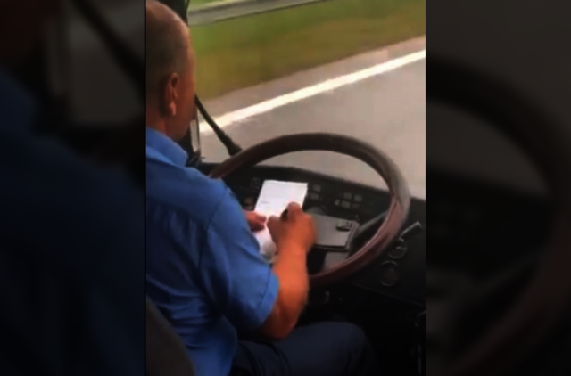 Vairuotojo elgesys autobuse įvarė baimės – keleiviai stvėrėsi už galvos