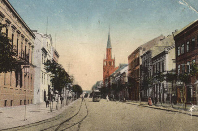 Klaipėdos akvarelės: namai ir žmonės (551)