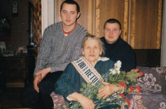 Klaipėdos akvarelės: namai ir žmonės (553)